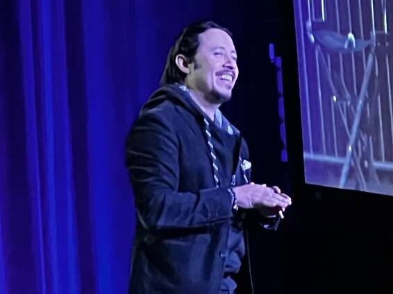 Efren Ramirez ("Napoleon Dynamite") held down the fort at FanX on Saturday after co-host Jon Heder was a no-show