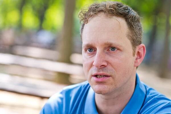 Aby se stát nažral a OSVČ i zaměstnanci zůstali celí, říká Robert Vlach