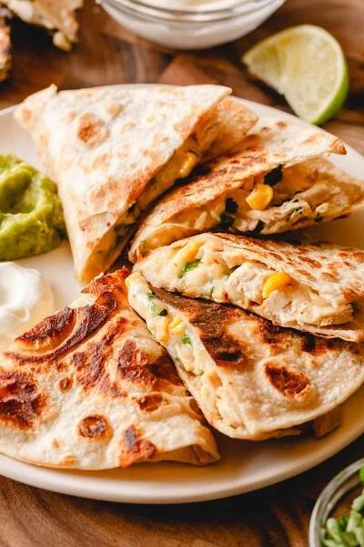 Easy Chicken Quesadilla Recipe