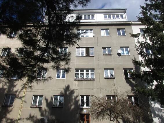 Pěkný cihlový byt 2+ kk, 45 m2, OV, Praha 10 - Strašnice - Grygar reality