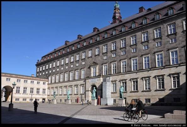 Fotografie – Kodaň – Christiansborg (DK) / hrady-zriceniny.cz