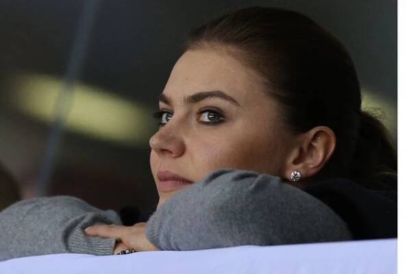 Názor: Alina Kabajevová, údajná milenka Vladimira Putina, musí mít buď silný žaludek, nebo moc rozumu nepobrala