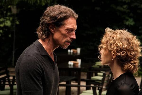 Die Macht der Kränkung - Leon - Z filmu - Michael Pink, Angelina Häntsch