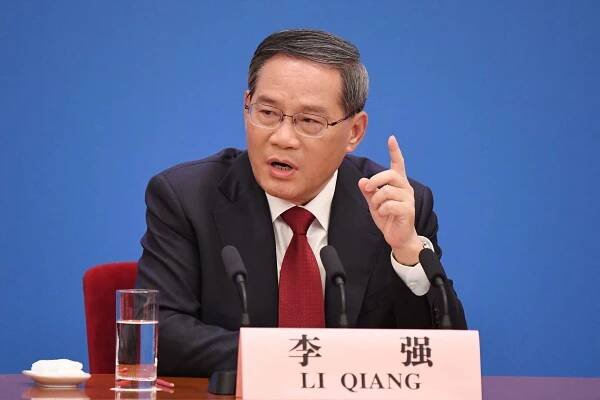 China’s new premier tries to reassure private sector amid widespread concerns about future