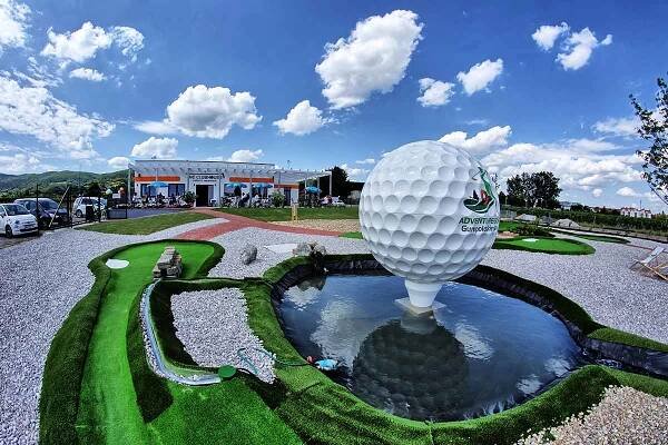GALERIE | Adventure Golf