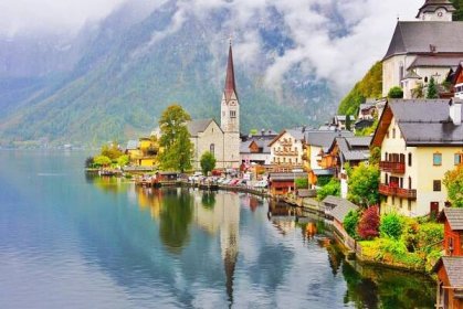 Hallstatt Austria: 8 Reasons to Visit Soon