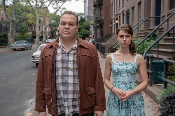 Godfather of Harlem - K jádru věci - Z filmu - Vincent D'Onofrio, Lucy Fry