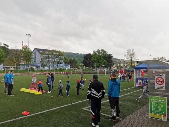 FAČR společně s FC VSETÍN pořádala akci MĚSÍC NÁBORŮ aneb MŮJ PRVNÍ GÓL (aktualizace o fotky středa 20:00) | ValašskýFotbal.cz