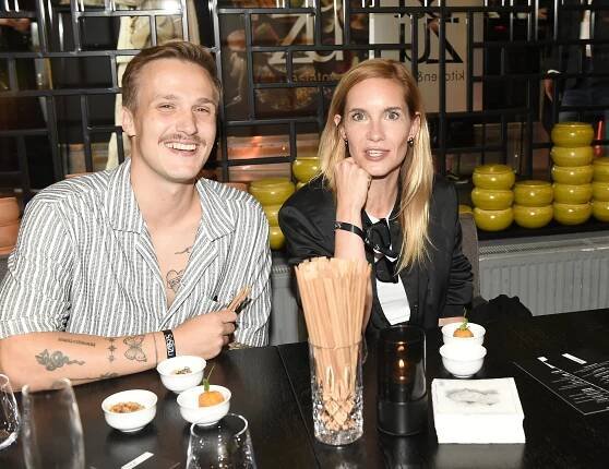 Kvůli partnerovi se začala učit další cizí jazyk: Od prodavačky v pařížské cukrárně schytala Hana Vagnerová čočku