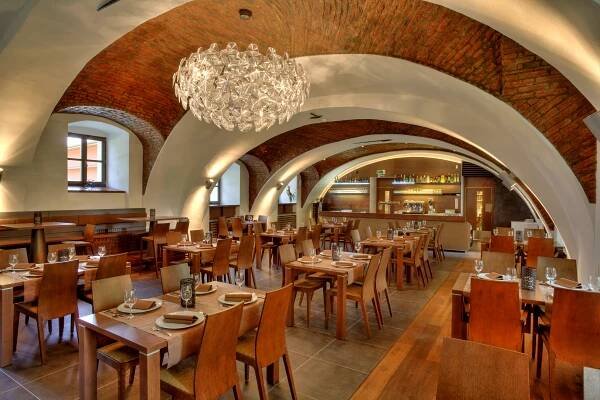 Restaurace - Zámecká sýpka Blansko - hotel a restaurace nedaleko Brna