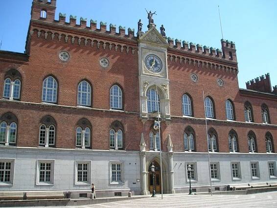 Fotografie - Odense - radnice - 01.08.2004