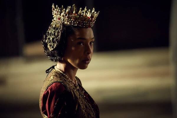 V kruhu koruny - Jindřich VI. (1. díl) - Z filmu - Sophie Okonedo