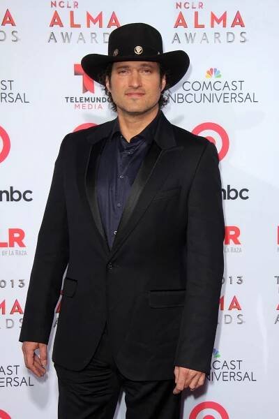 robert rodriguez gambler hat