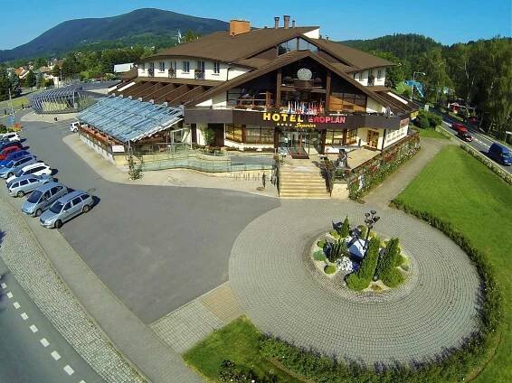 Hotel EROPLÁN Superior Rožnov pod Radhoštěm