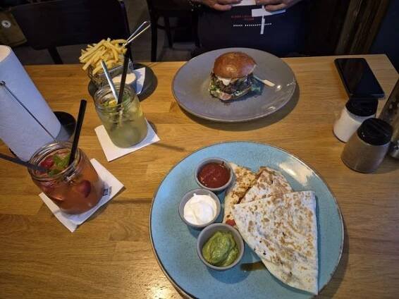 Cihelna Burger bar foto 6