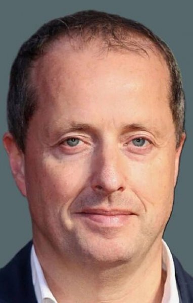 Andrew Lowe