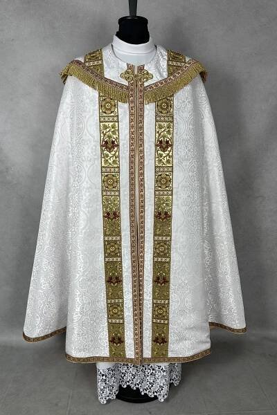 Semi Gothic Copes Archives - polishvestment.com