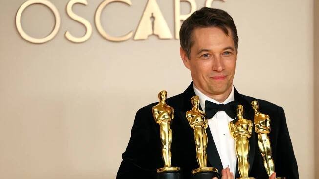 Nejlepším filmem je podle Oscarů příběh sexuální pracovnice Anora