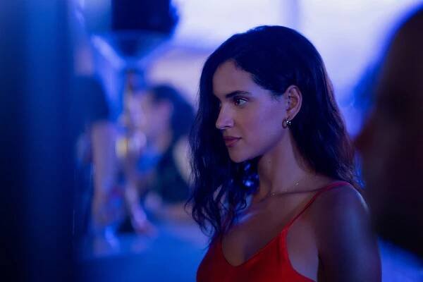 Adria Arjona as Madison in ‘Hit Man’.