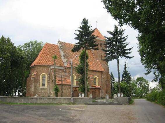 Soubor:Benice kosciół.jpg
