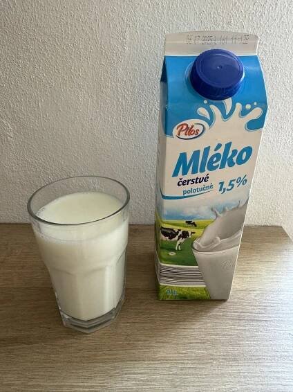 Nejlevnější je nejlepší? Otestovali jsme 12 polotučných mlék a nestačili se divit