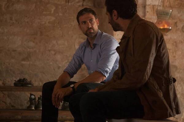 Tyran - Preventivní lék - Z filmu - Adam Rayner