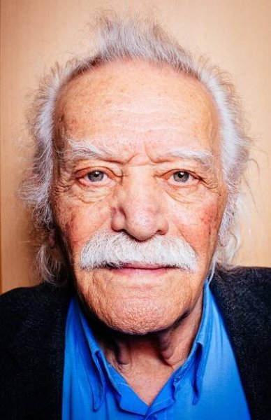 Manolis Glezos