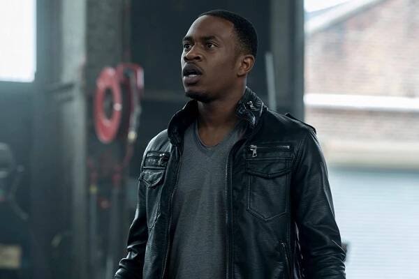 Mrtvý bod - Adoring Suspect - Z filmu - Malcolm David Kelley