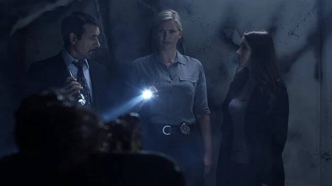 Vraždy v přímém přenosu - Z filmu - Natasha Henstridge, Miranda Frigon