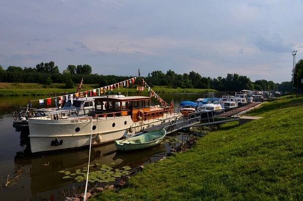 Kontaktní informace - Marina - lodě a karavany s.r.o. 