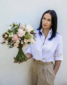 Evgeniya Chernyshova now owns Bottega Bouquet, a floral design business in Beverly Hills.