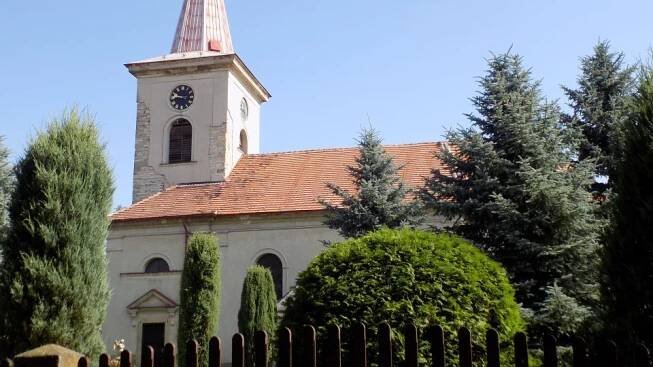 Kostel v Lužci nad Cidlinou | foto: Obec Lužec nad Cidlinou