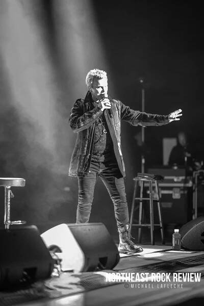 Billy Idol and Steve Stevens | Lynn, MA | 4.3.19 – NORTHEAST ROCK REVIEW