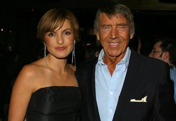 Mariska Hargitay, Mickey Hargitay, 2003