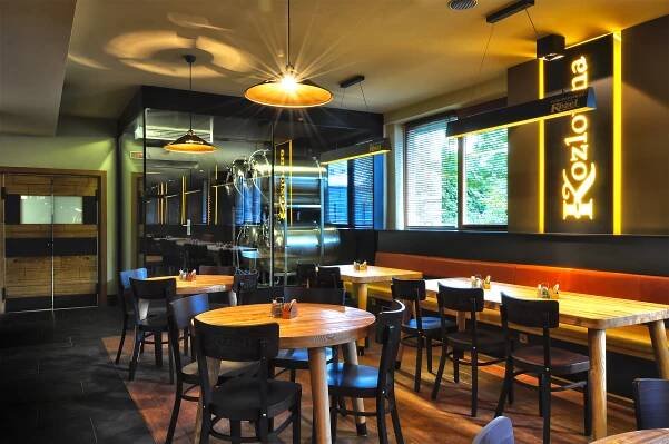O restauraci Kozlovna / Holešovice 