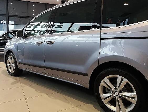 Boční ochranné lišty dveří Seat Alhambra II (2010 - 2020) - Rider F-37