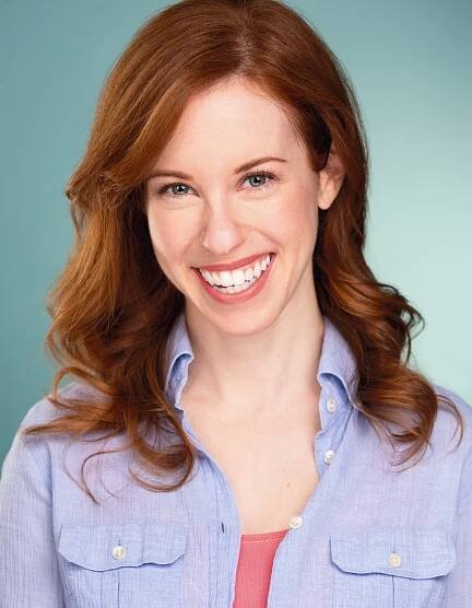 Elisabeth Ness - Smile Headshot