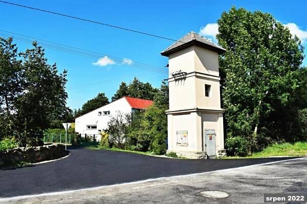 Dobrošovice - asfaltový koberec místní komunikace - srpen 2022 - Oficiální stránky obce Jesenice