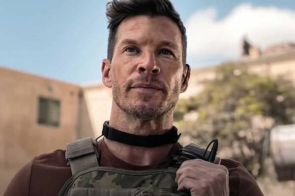 Chad Michael Collins in Sniper: The Last Stand