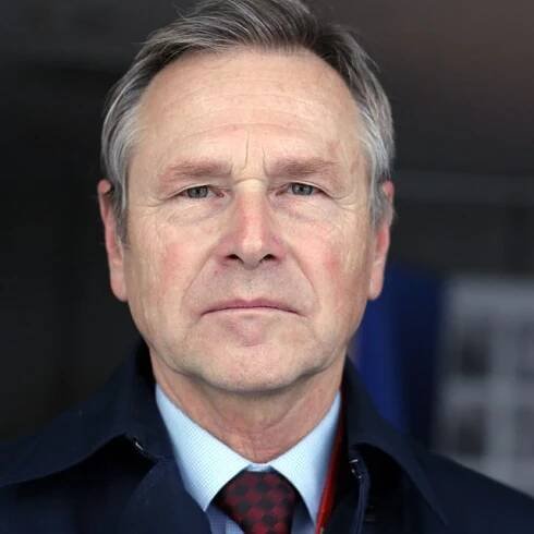 „Diplomacie je povolání,  které vyžaduje lidi,  jež jsou na takovou práci připraveni, “ říká Jiří Šedivý | foto: Věra Luptáková,  Český rozhlas Plus