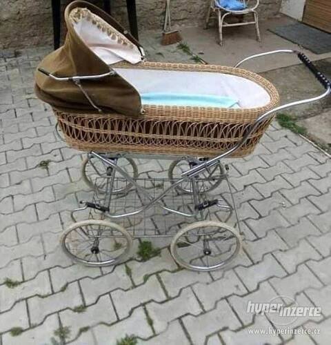 Prodám retro kočárek - foto 1