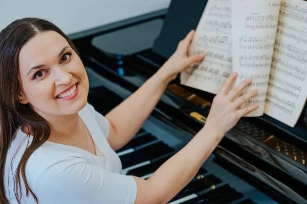 Online kurz hry na klavír pro začátečníky – Eva Lorenc