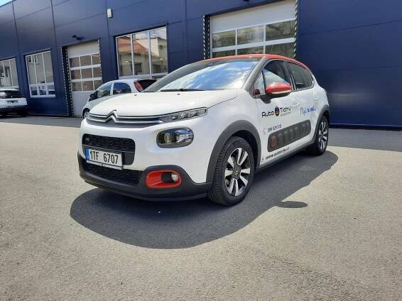 PEUGEOT 2008 - Auto Tichý | Autopůjčovna