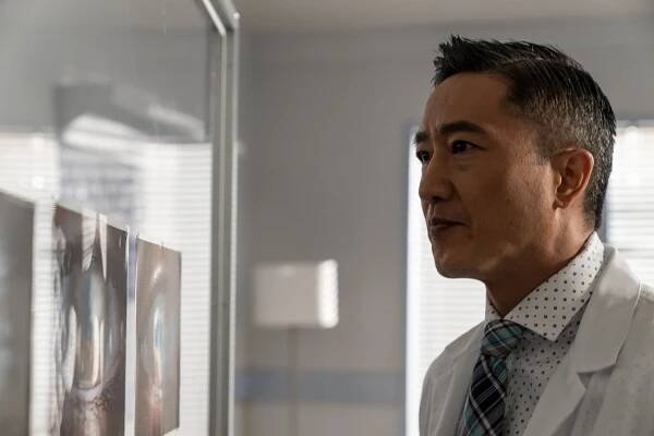 Sight - Z filmu - Terry Chen