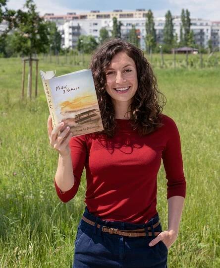 Kristýna Bílková - Veronika Doskočilová, spisovatelka
