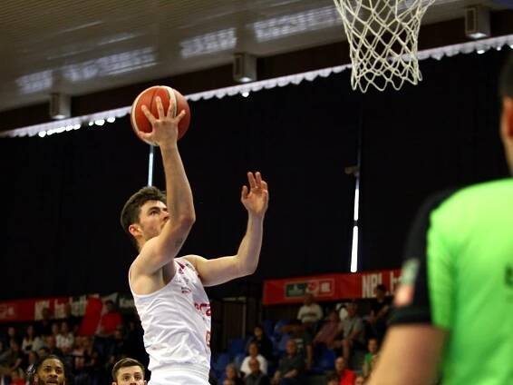 FOTO: Nymburk má k bronzu blíže, první zápas jasně vyhrál