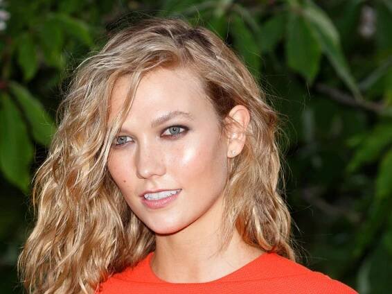 Karlie Kloss Gives Makeovers to Teens - Virginia Shooting