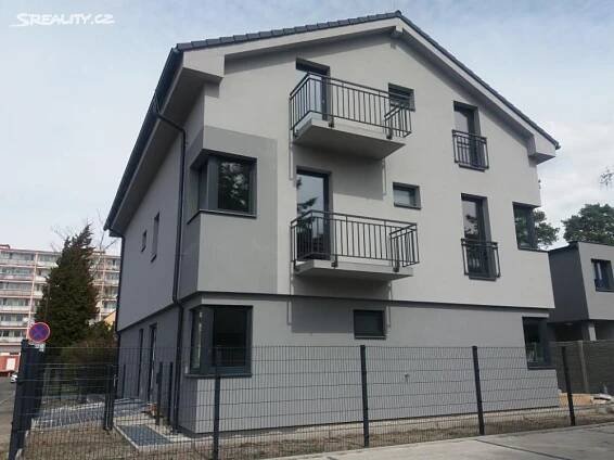 Pronájem bytu 2+kk 49 m², V Olšinkách, Neratovice