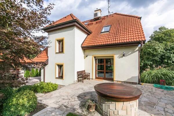 Sýkovecká, Kyje - Praha 9 | Pronájem, Rodinný dům, 5+kk, 230 m²