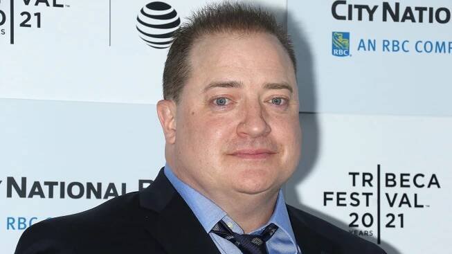 How Brendan Fraser transformed into a burdensome "Whale".